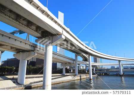 [Junction Curve] Ariake Junction on the Metropolitan Expressway 57570311
