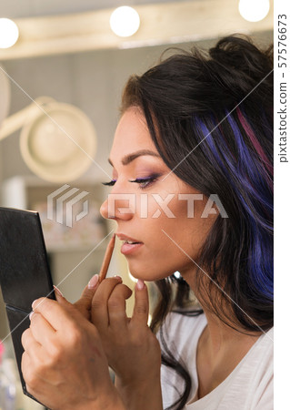 Makeup itself Makeup itself 57576673