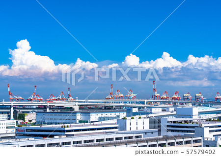 《神奈川縣》橫濱港/夏空港風光 《神奈川縣》橫濱港/夏空港風光 57579402