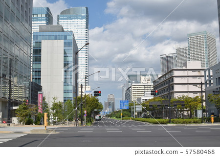 Road in the city center 57580468