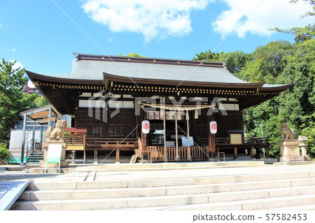 弓弦羽毛神社 57582453