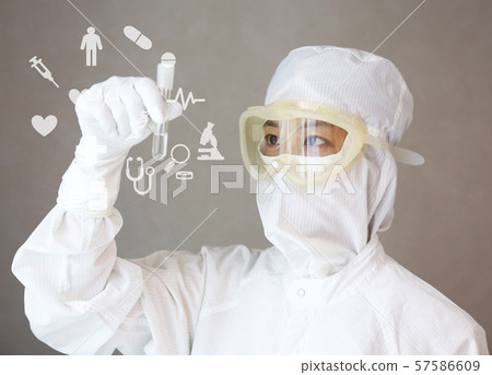 Workers in the clean room 57586609