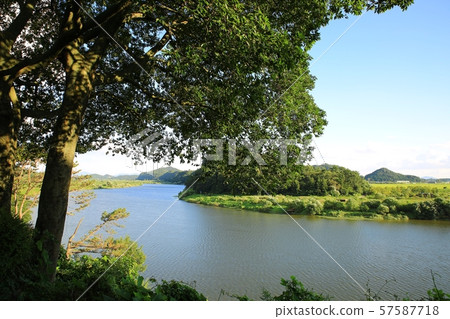 南州榮山河 南州榮山河 57587718