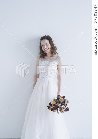 Bride Bride 57588847