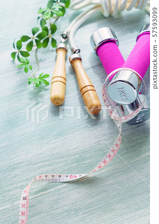 Fitness (dumbbell, skipping rope, measure) 57593099