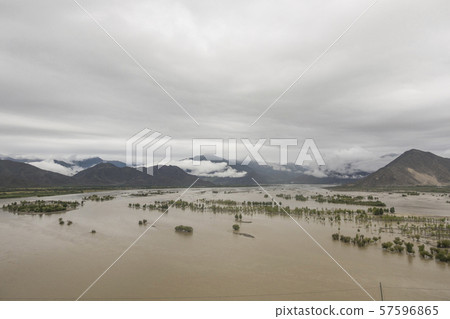 洪水，西藏，中國 57596865
