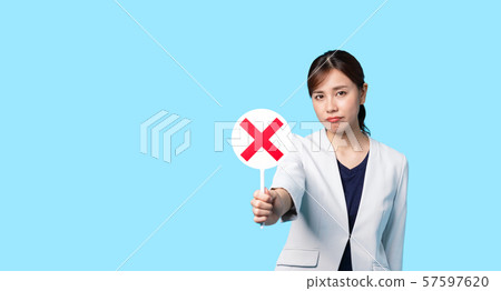 Woman who shows off Woman who shows off 57597620