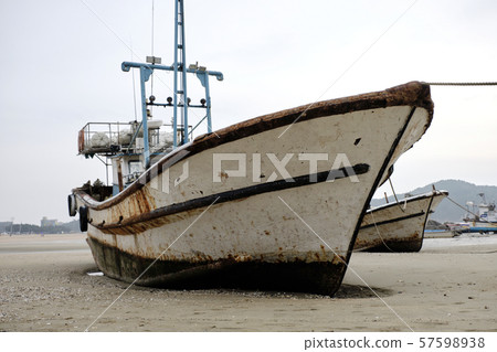 Eurwangni Beach, Incheon 57598938