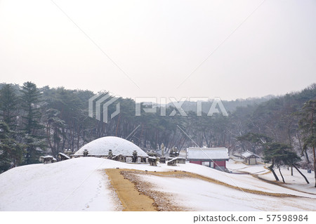 Yeongneung，Yeoju，Gyeonggi-do 57598984