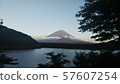 山梨縣的富士山 57607254