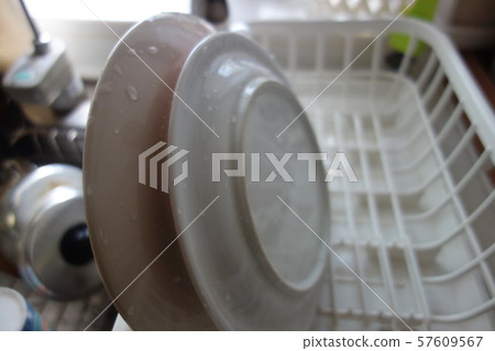 Dishware washing finished Dishware washing finished 57609567