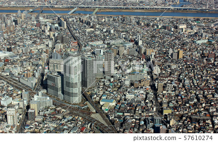 從東京天空樹看到的一個巨大的城市（3） 57610274