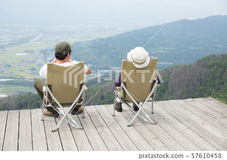 Image of trekking Image of trekking 57610458