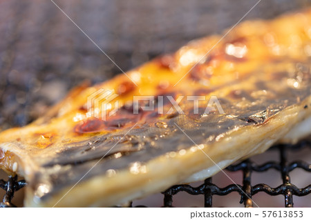 Charcoal-grilled BBQ, bbq, charcoal-grilled, grilled, Bincho charcoal, Shichirin, camp, meal, salmon 57613853