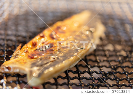 Charcoal-grilled BBQ, bbq, charcoal-grilled, grilled, Bincho charcoal, Shichirin, camp, meal, salmon 57613854