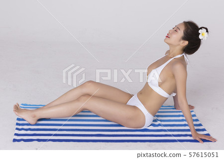 Summer holiday of attractive couple 440 Summer holiday of attractive couple 440 57615051