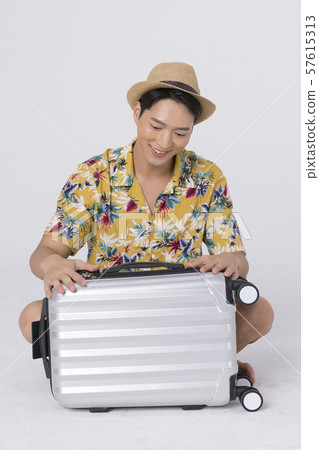 Summer holiday of attractive couple 272 Summer holiday of attractive couple 272 57615313