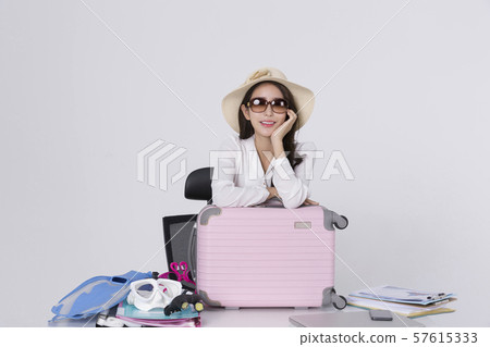 Summer holiday of attractive couple 173 Summer holiday of attractive couple 173 57615333