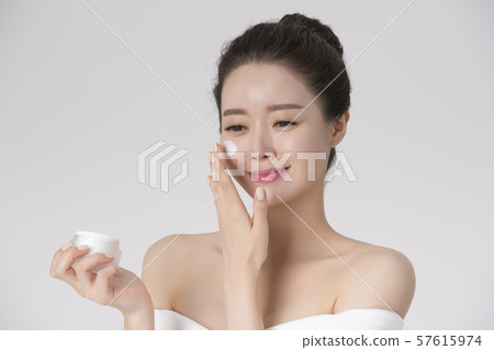 Portrait of Beautiful Young Woman 105 Portrait of Beautiful Young Woman 105 57615974