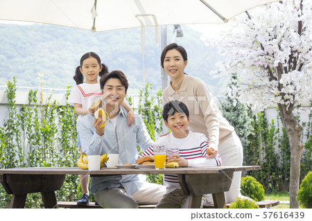 Happy and loving family 309 Happy and loving family 309 57616439