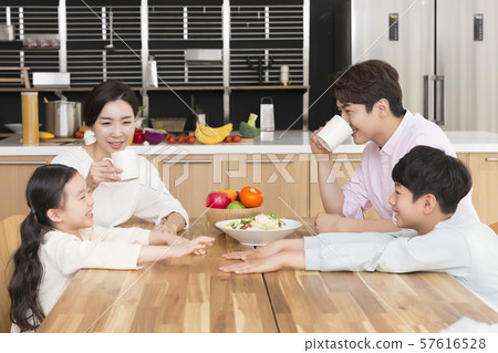 Happy and loving family 233 Happy and loving family 233 57616528