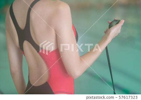 女生 女孩 女性 57617323