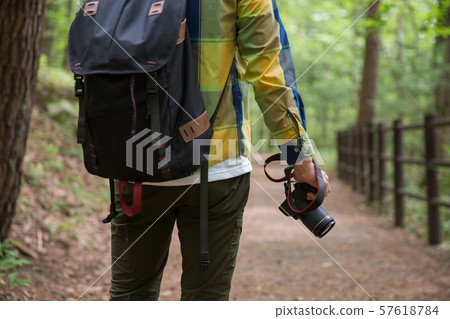 徒步旅行的形象 徒步旅行的形象 57618784