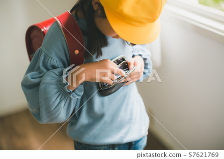 小學學生 小學生 零用錢 57621769