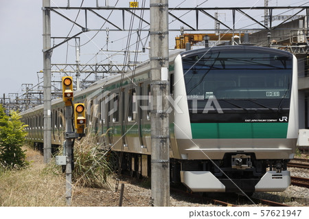 Saikyo Line E233系統被拘留在高崎 Saikyo Line E233系統被拘留在高崎 57621947