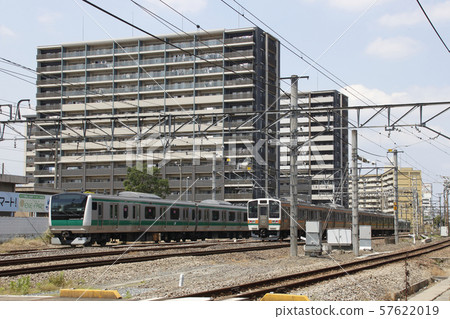 Saikyo Line E233 system detained in Takasaki 57622019