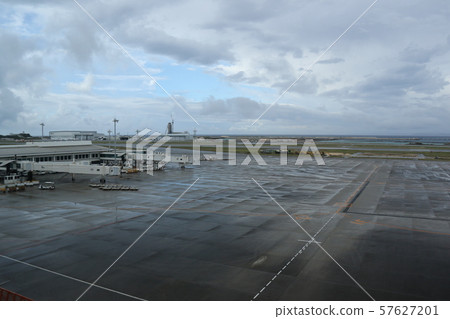 那霸機場 57627201