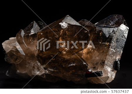 水晶簇共生碧璽 水晶簇共生碧璽 57637437