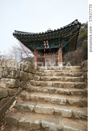 京都市驪州市Sinleuksa 京都市驪州市Sinleuksa 57637770