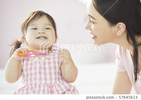 Parent and child lifestyle 57645613