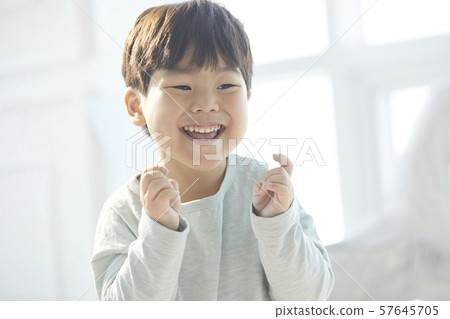 孩子的生活方式 孩子的生活方式 57645705