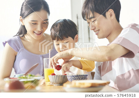Family lifestyle food Family lifestyle food 57645918