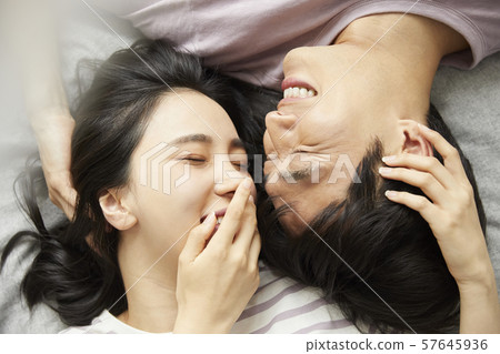 Couple lifestyle bedroom 57645936