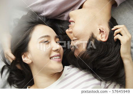 夫妻生活方式臥室 57645949