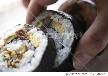 Sushi rolls  57650264