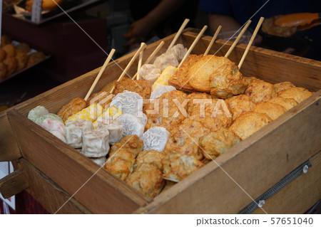 Kneaded image Kneaded image 57651040