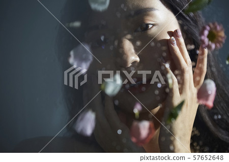 女性瓣美 57652648