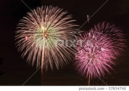 染成夜空 57654748