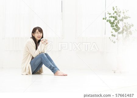 Ladies Lifestyle Sit Room Living Ladies Lifestyle Sit Room Living 57661487