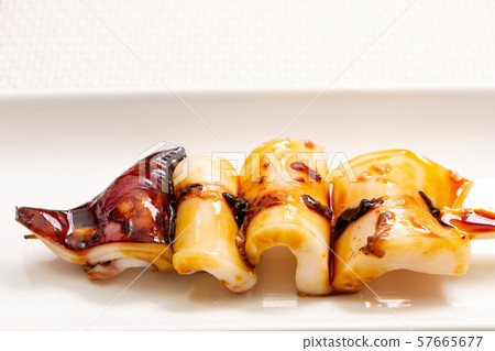 Squid skewers. 57665677