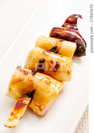 魷魚串。 57665678