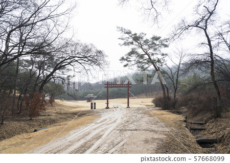 京畿道九里市東宮裡 京畿道九里市東宮裡 57668099