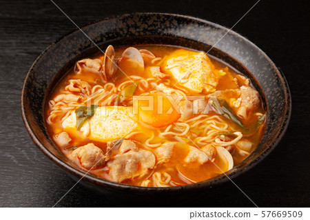 Sunduramen 57669509