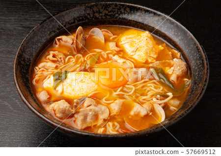 Sunduramen Sunduramen 57669512