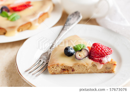 Gluten free sticky date cake 57673076