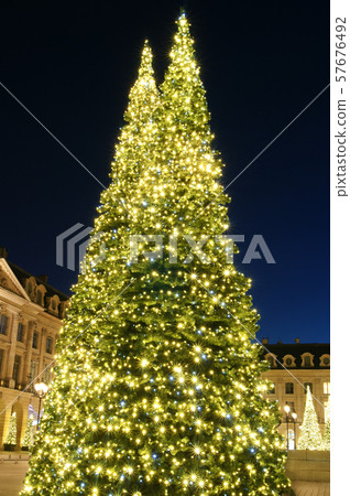 聖誕樹到位Vendome，巴黎 57676492